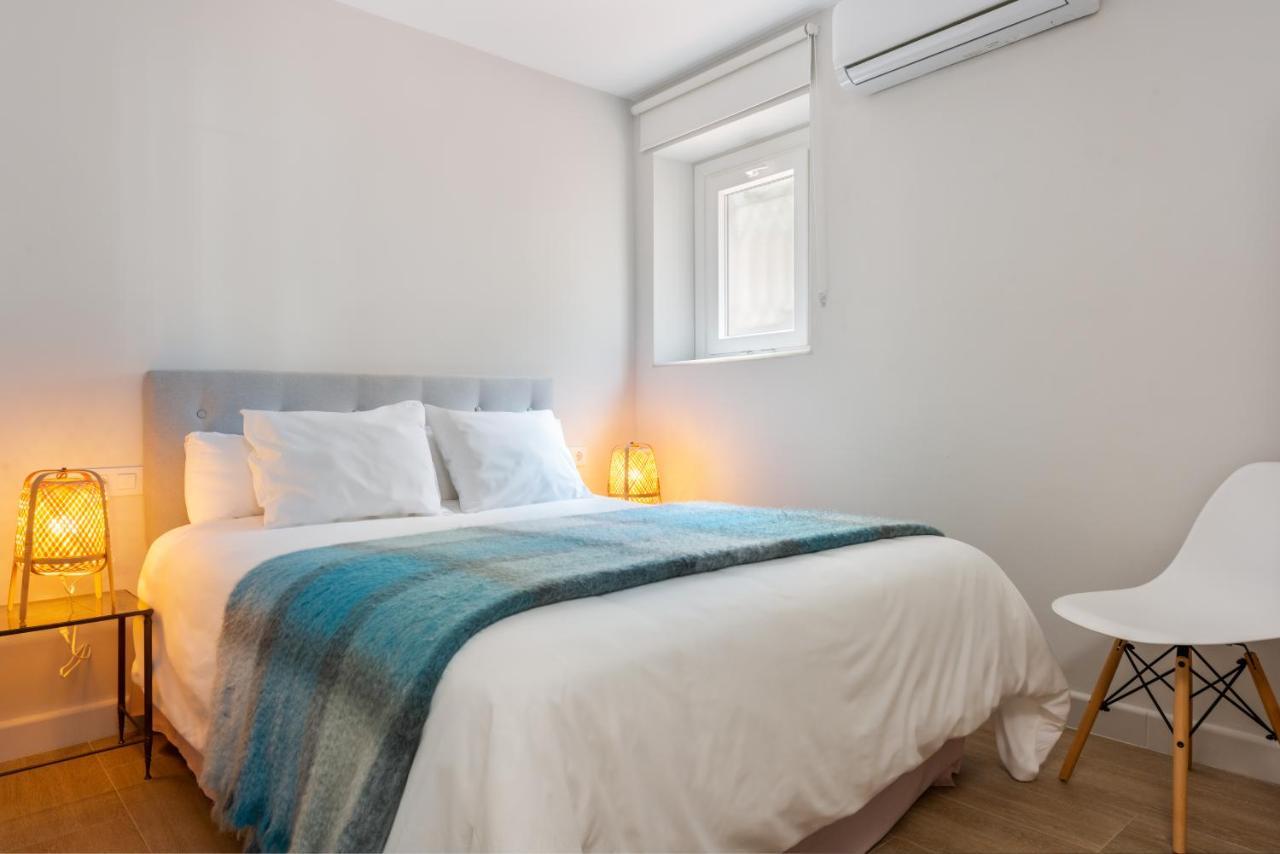Plaza Espana, Acogedor Apartamento Con Patio Séville Extérieur photo