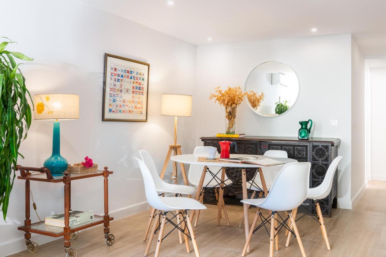 Plaza Espana, Acogedor Apartamento Con Patio Séville Extérieur photo